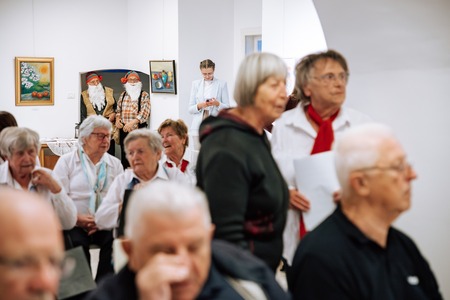 Sprehod skozi čas – Likovna razstava DU Ravne (6)